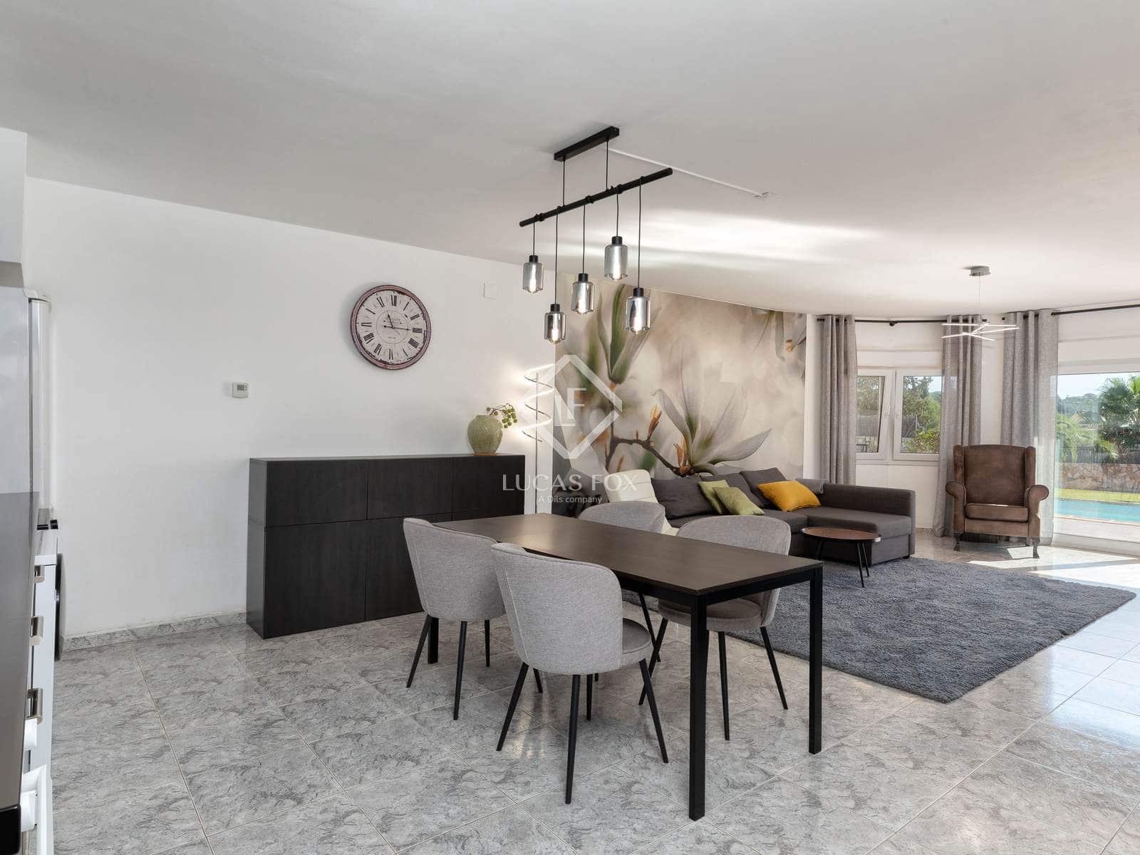 6 makuuhuone Huvila myytävänä paikassa Lloret de Mar mukana uima-altaan - 880 000 € (Ref: 9369298)