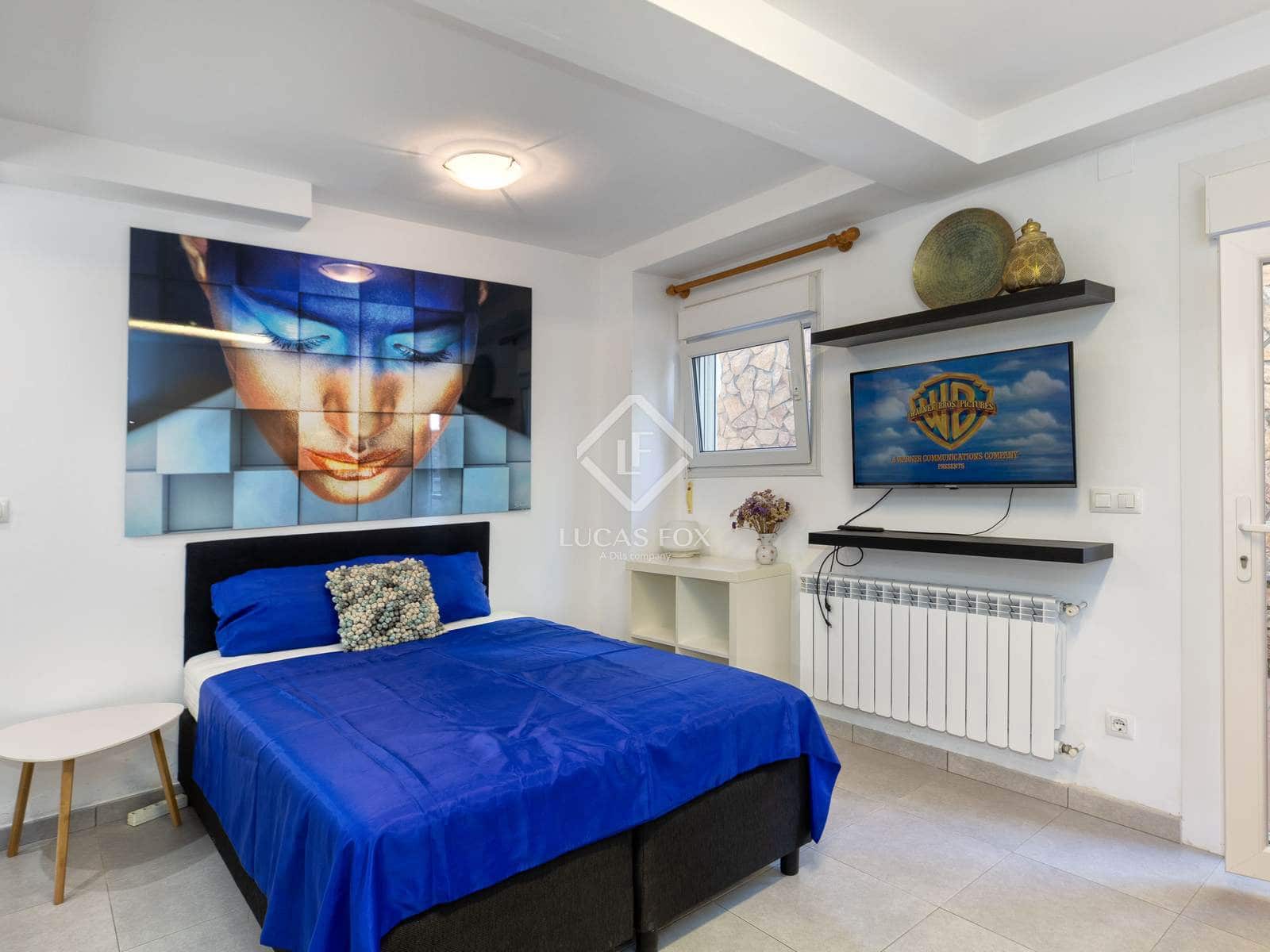 6 makuuhuone Huvila myytävänä paikassa Lloret de Mar mukana uima-altaan - 880 000 € (Ref: 9369298)