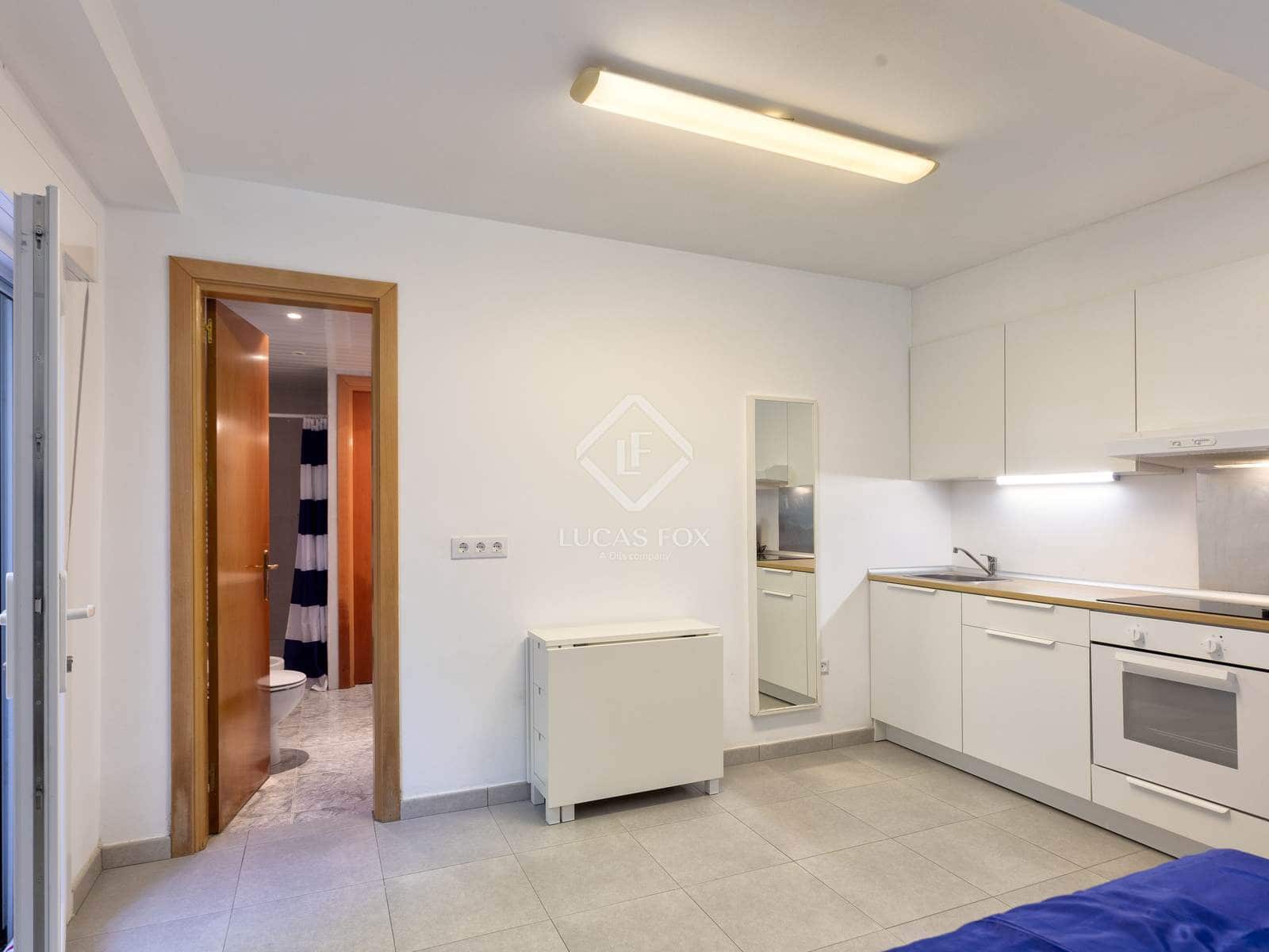 6 makuuhuone Huvila myytävänä paikassa Lloret de Mar mukana uima-altaan - 880 000 € (Ref: 9369298)