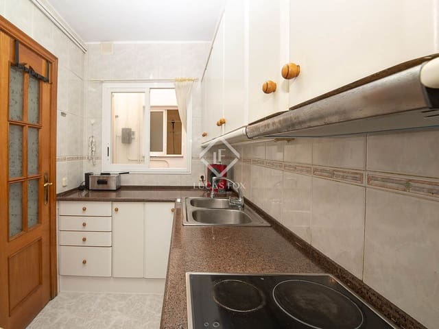 3 soveværelse Lejlighed til salg i Sant Feliu de Guíxols - € 275.000 (Ref: 9369299)