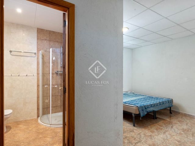 3 slaapkamer Villa te koop in Lloret de Mar met zwembad garage - € 650.000 (Ref: 9371353)