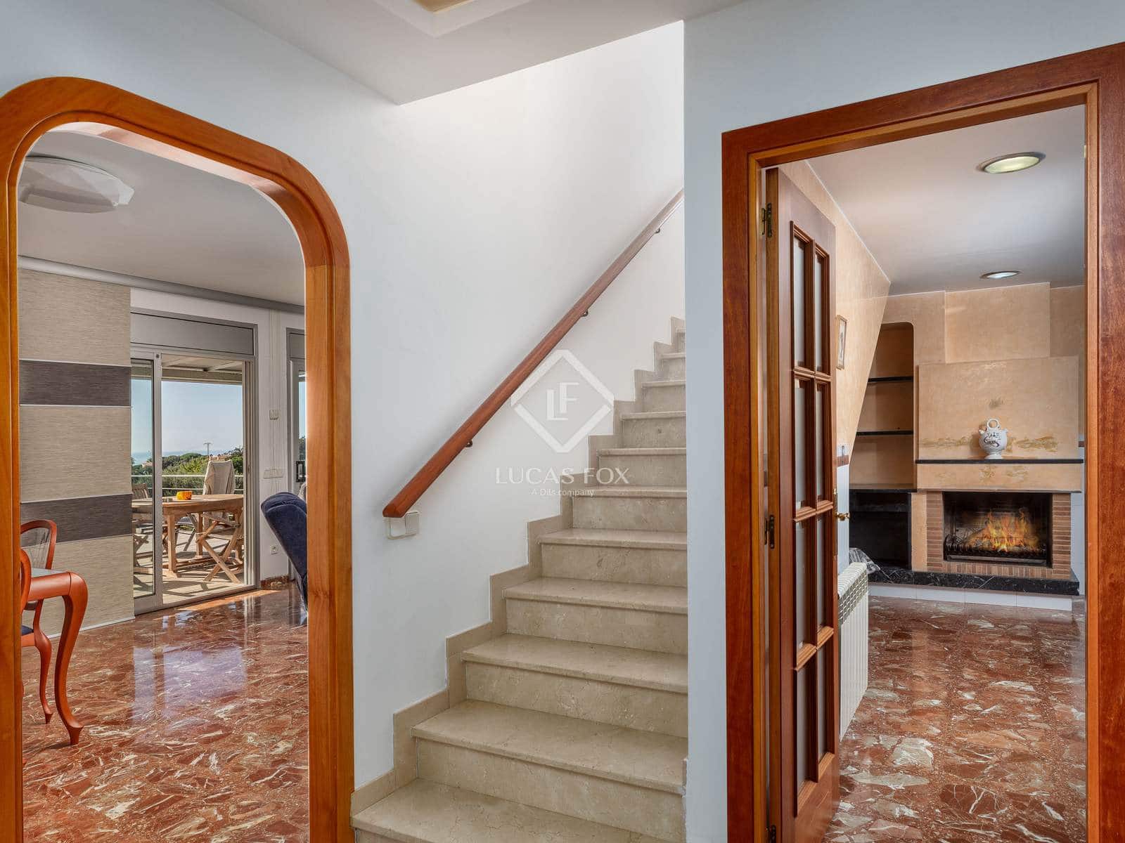 3 slaapkamer Villa te koop in Lloret de Mar met zwembad garage - € 650.000 (Ref: 9371353)