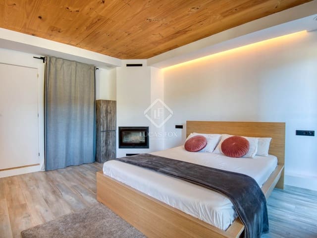 7 bedroom Villa for sale in Sant Feliu de Guíxols - € 775,000 (Ref: 9371354)