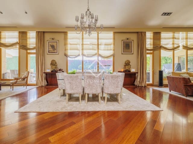 7 sypialnia Willa na sprzedaż w Pozuelo de Alarcón z basenem garażem - 3 995 000 € (Ref: 9371355)