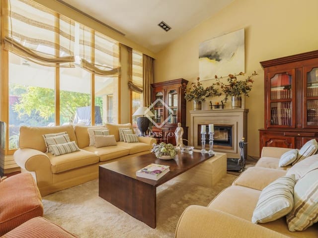 7 sypialnia Willa na sprzedaż w Pozuelo de Alarcón z basenem garażem - 3 995 000 € (Ref: 9371355)