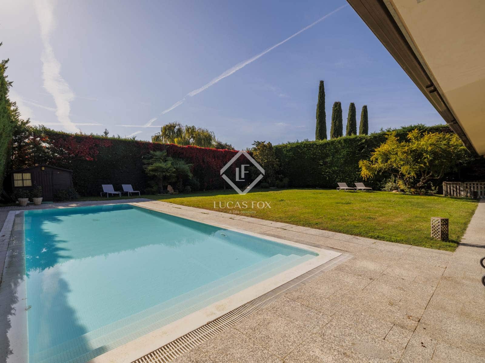 7 soveværelse Villa til salg i Pozuelo de Alarcon med swimmingpool garage - € 3.995.000 (Ref: 9371355)