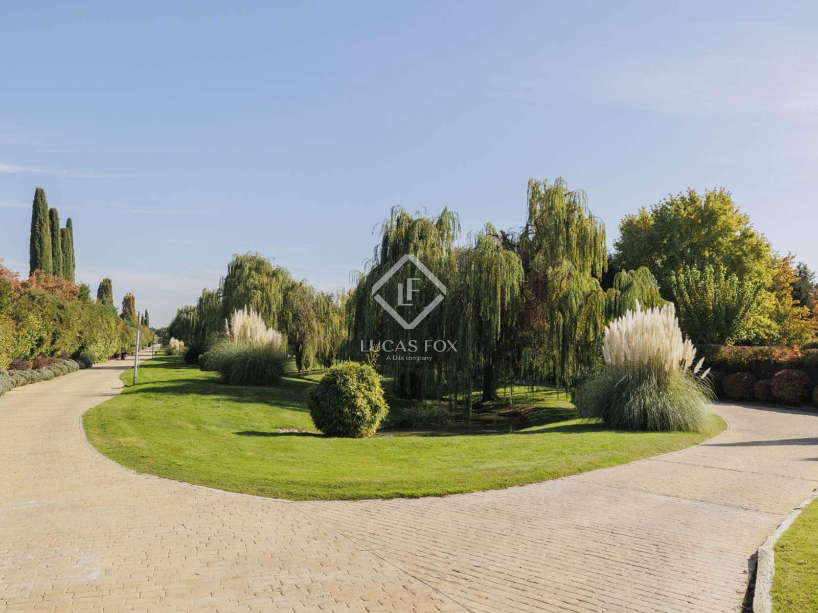 7 soveværelse Villa til salg i Pozuelo de Alarcon med swimmingpool garage - € 3.995.000 (Ref: 9371355)