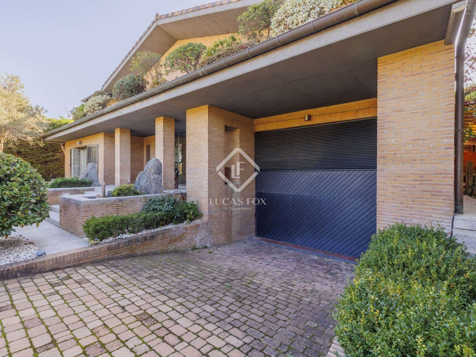 7 soveværelse Villa til salg i Pozuelo de Alarcon med swimmingpool garage - € 3.995.000 (Ref: 9371355)