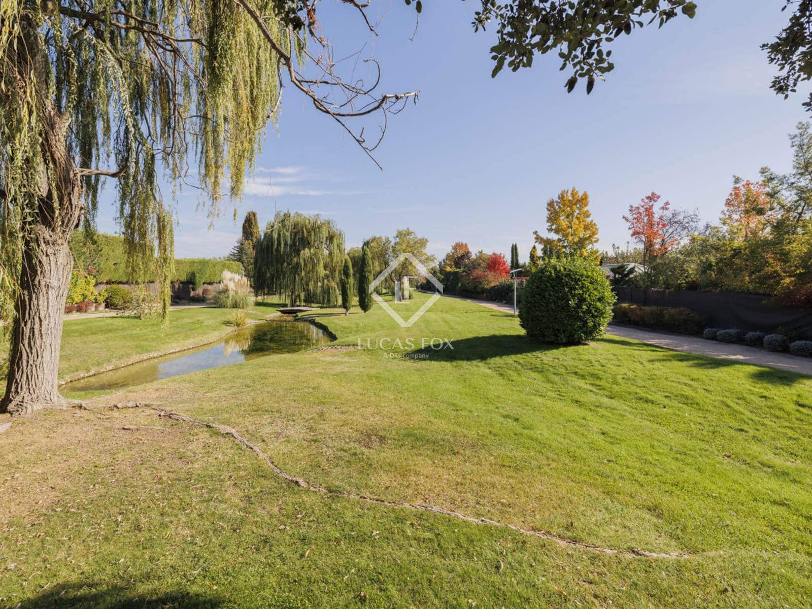 7 soveværelse Villa til salg i Pozuelo de Alarcon med swimmingpool garage - € 3.995.000 (Ref: 9371355)