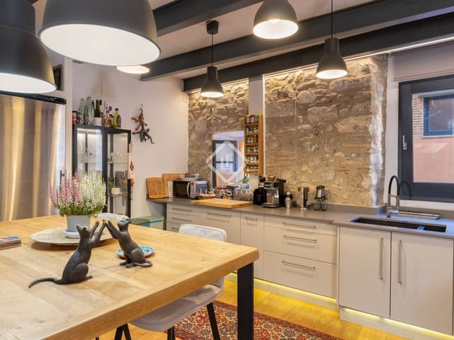 2 sovrum Takvåning till salu i Girona stad - 495 000 € (Ref: 9371356)