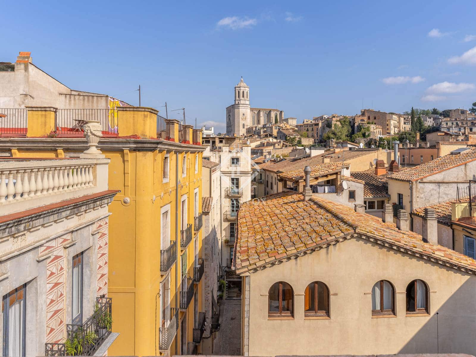 2 sovrum Takvåning till salu i Girona stad - 495 000 € (Ref: 9371356)