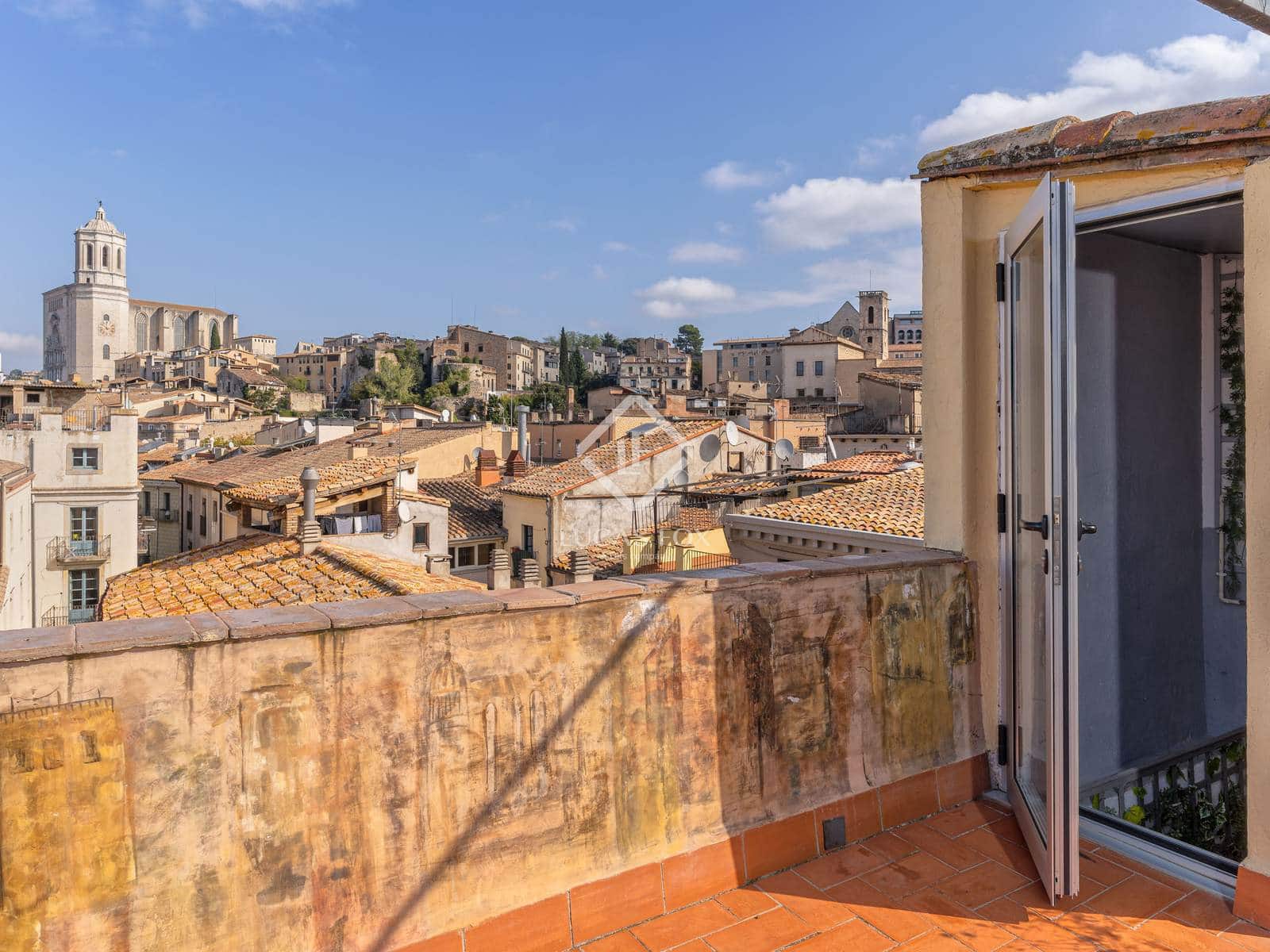 2 sovrum Takvåning till salu i Girona stad - 495 000 € (Ref: 9371356)