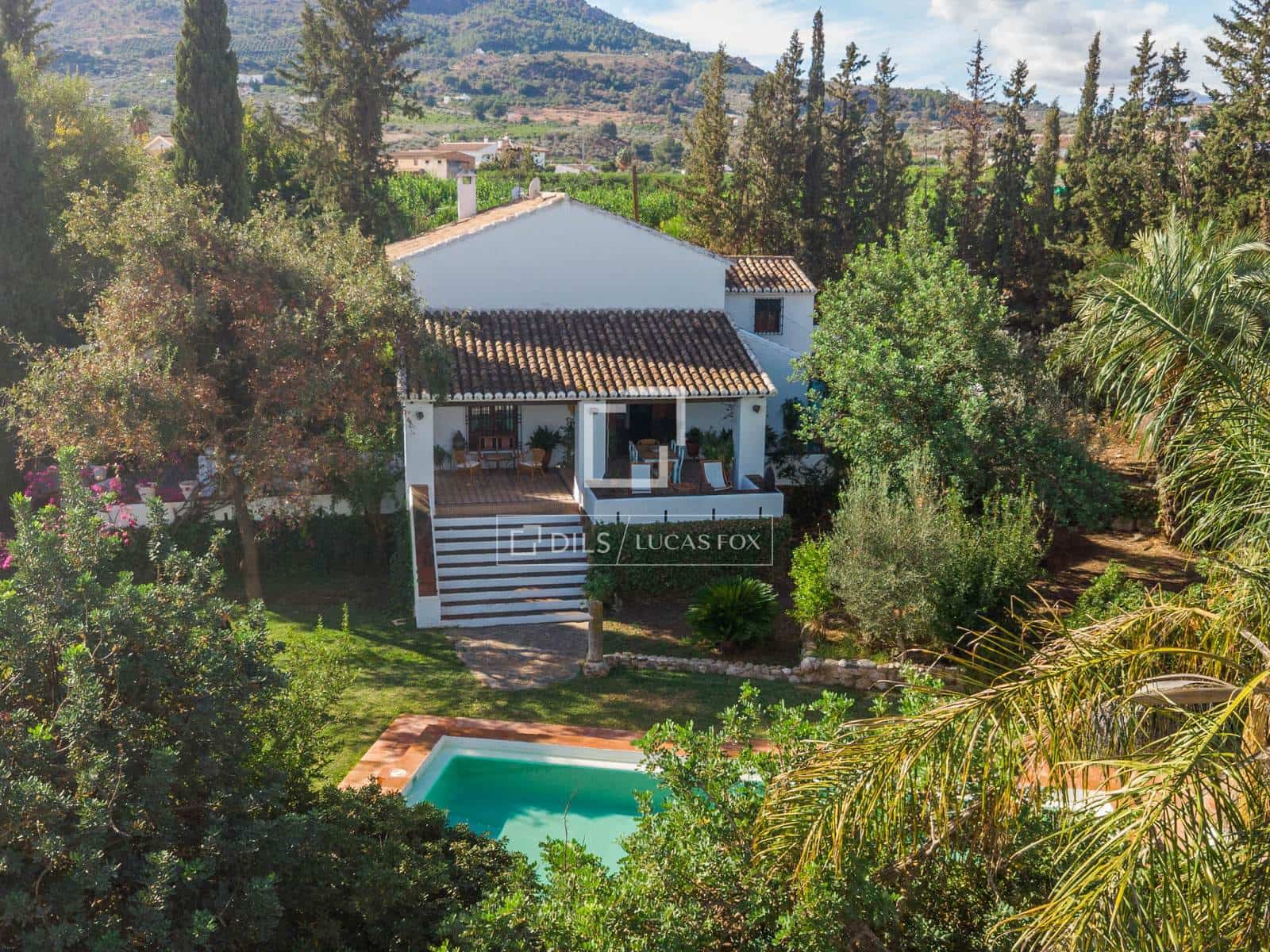 3 bedroom Finca/Country House for sale in Alora with pool garage - € 649,000 (Ref: 9371358)