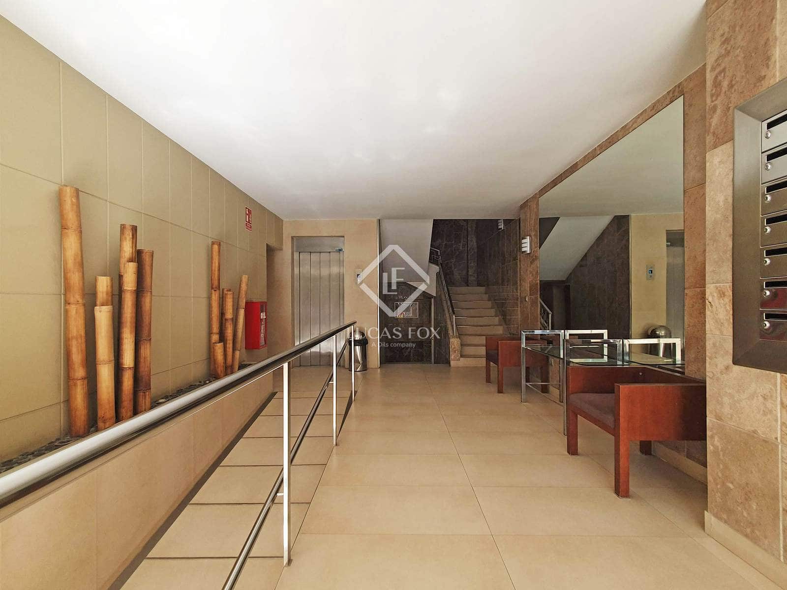 3 slaapkamer Appartement te koop in Malaga stad - € 890.000 (Ref: 9371359)