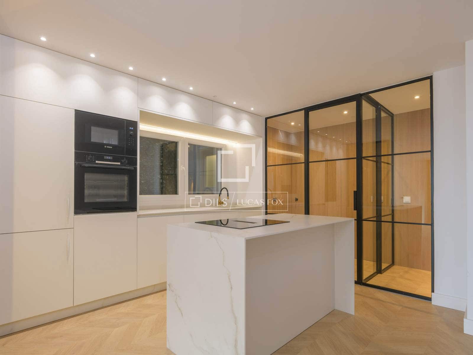 3 slaapkamer Appartement te koop in Malaga stad - € 890.000 (Ref: 9371359)