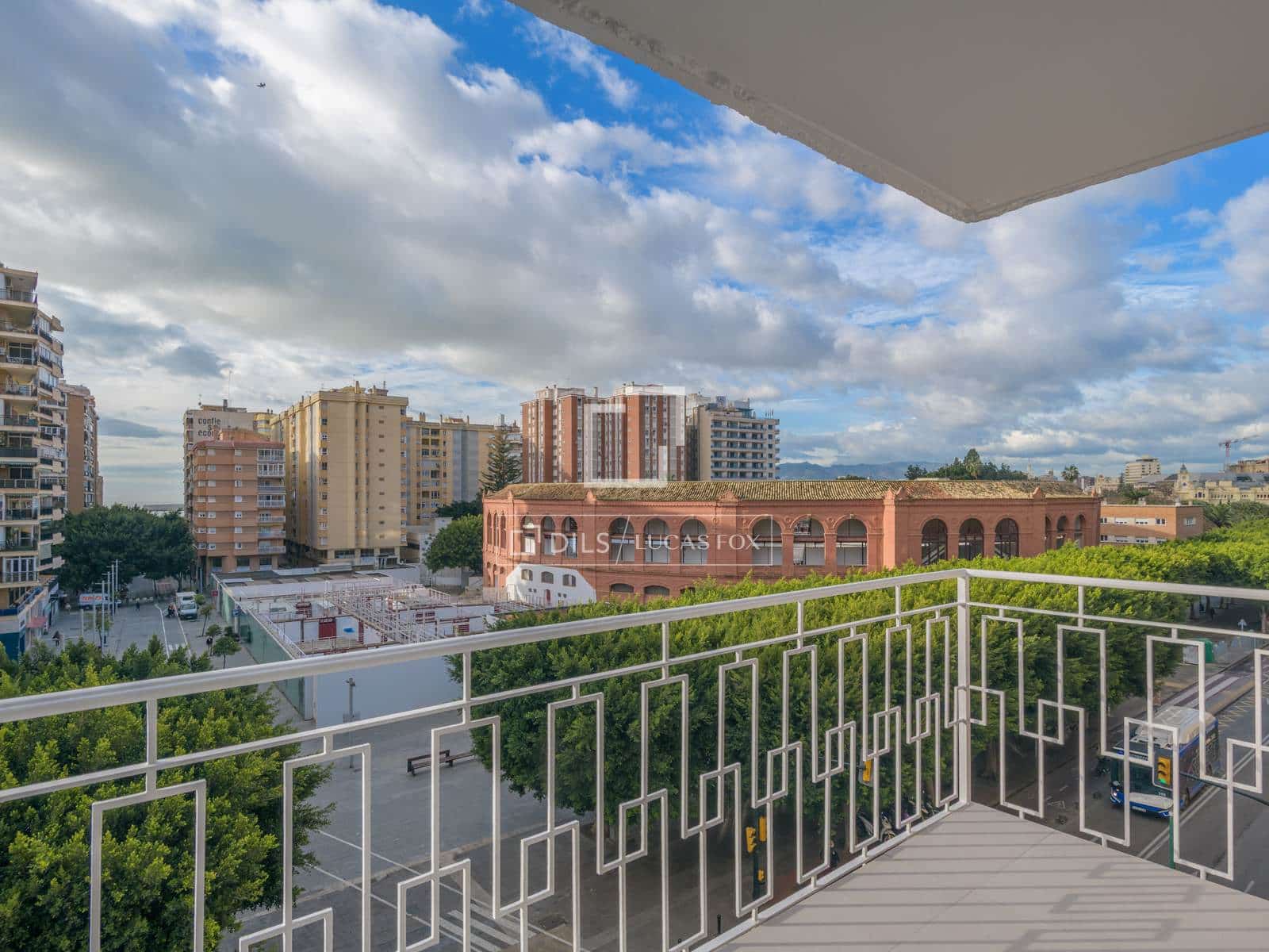 3 slaapkamer Appartement te koop in Malaga stad - € 890.000 (Ref: 9371359)