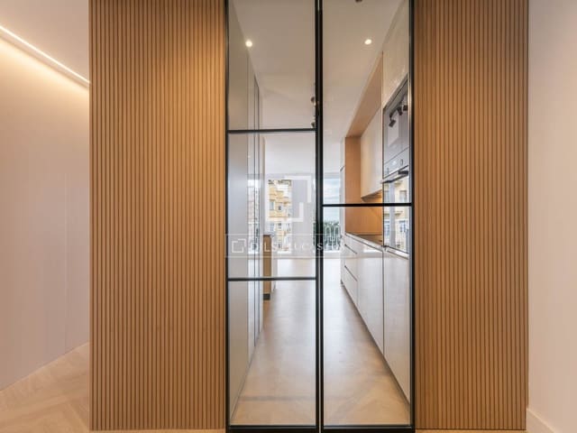 3 sypialnia Apartament na sprzedaż w La Malagueta, Miasto Málaga - 930 000 € (Ref: 9371360)