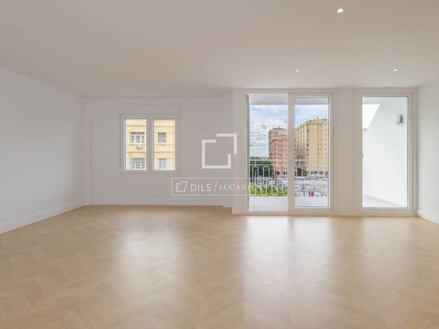 3 sypialnia Apartament na sprzedaż w La Malagueta, Miasto Málaga - 930 000 € (Ref: 9371360)