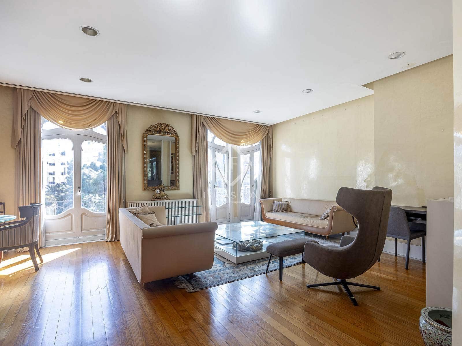 5 soveværelse Lejlighed til salg i Valencia by med garage - € 2.600.000 (Ref: 9372086)