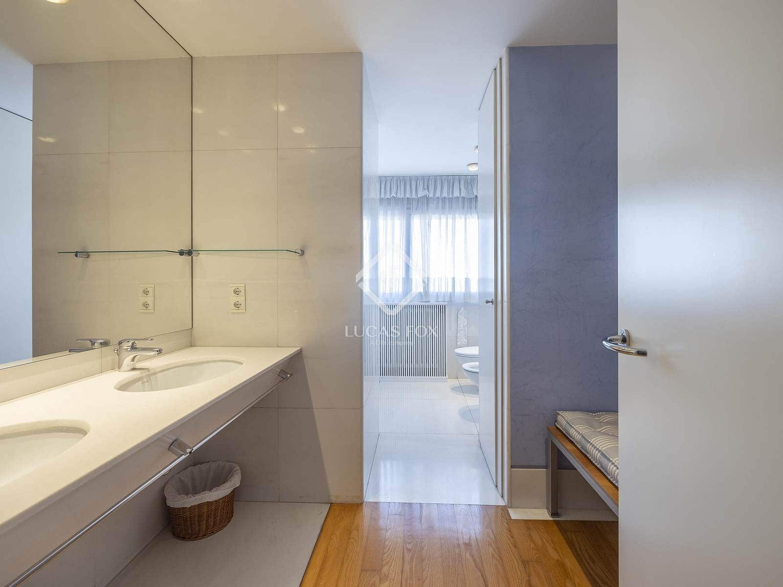 5 soveværelse Lejlighed til salg i Valencia by med garage - € 2.600.000 (Ref: 9372086)