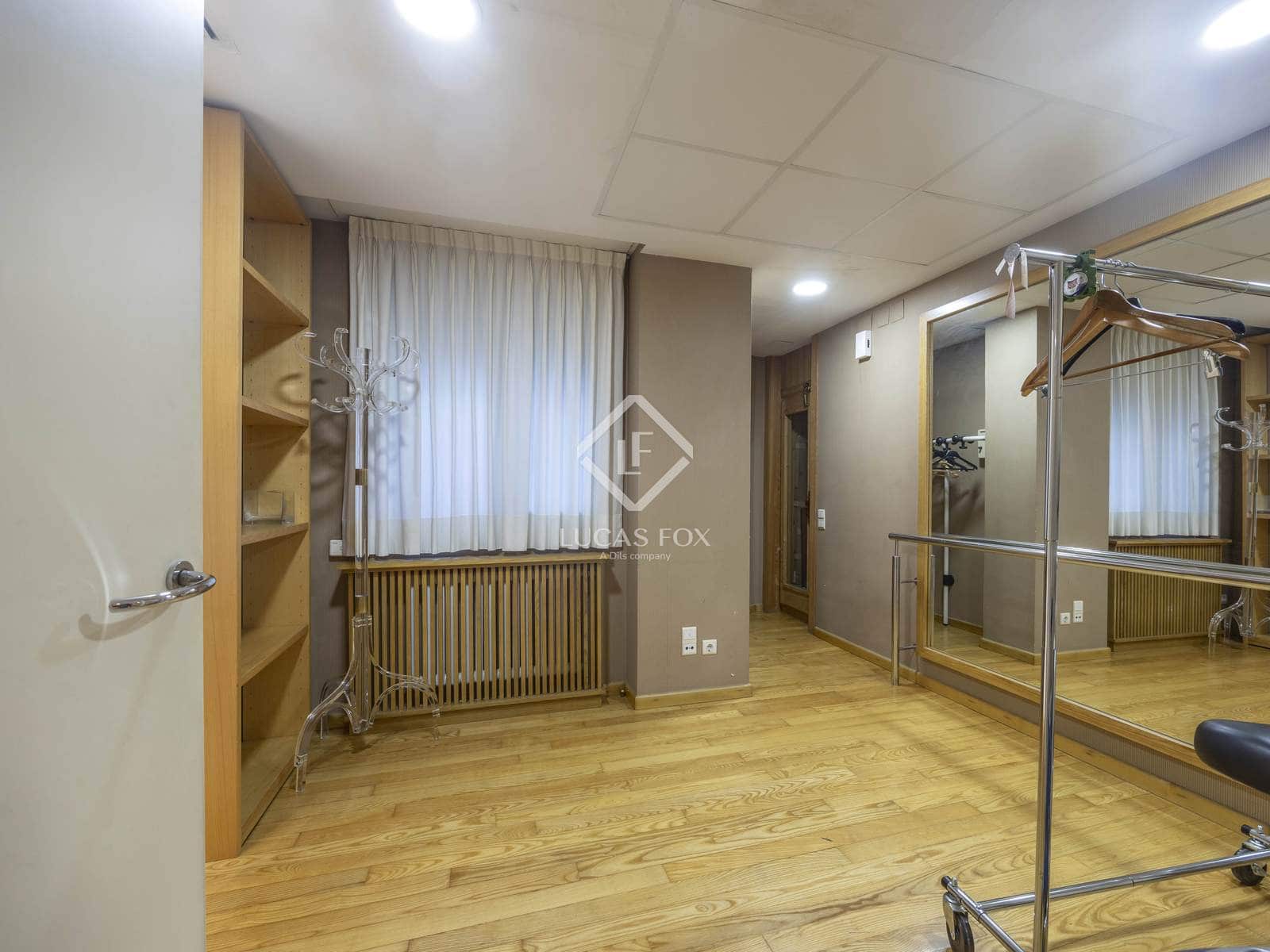 5 soveværelse Lejlighed til salg i Valencia by med garage - € 2.600.000 (Ref: 9372086)