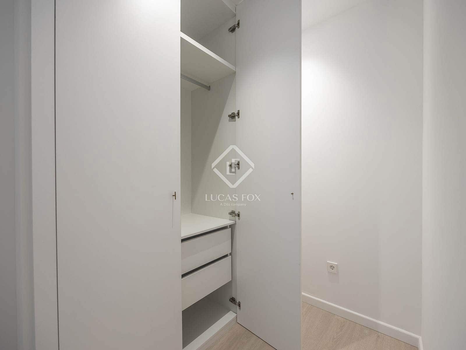 2 sypialnia Apartament do wynajęcia w Miasto Walencja - 2 200 € (Ref: 9372087)