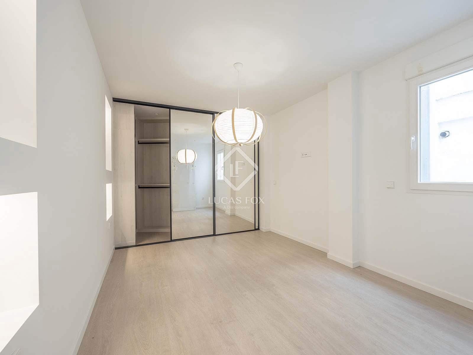 2 sypialnia Apartament do wynajęcia w Miasto Walencja - 2 200 € (Ref: 9372087)