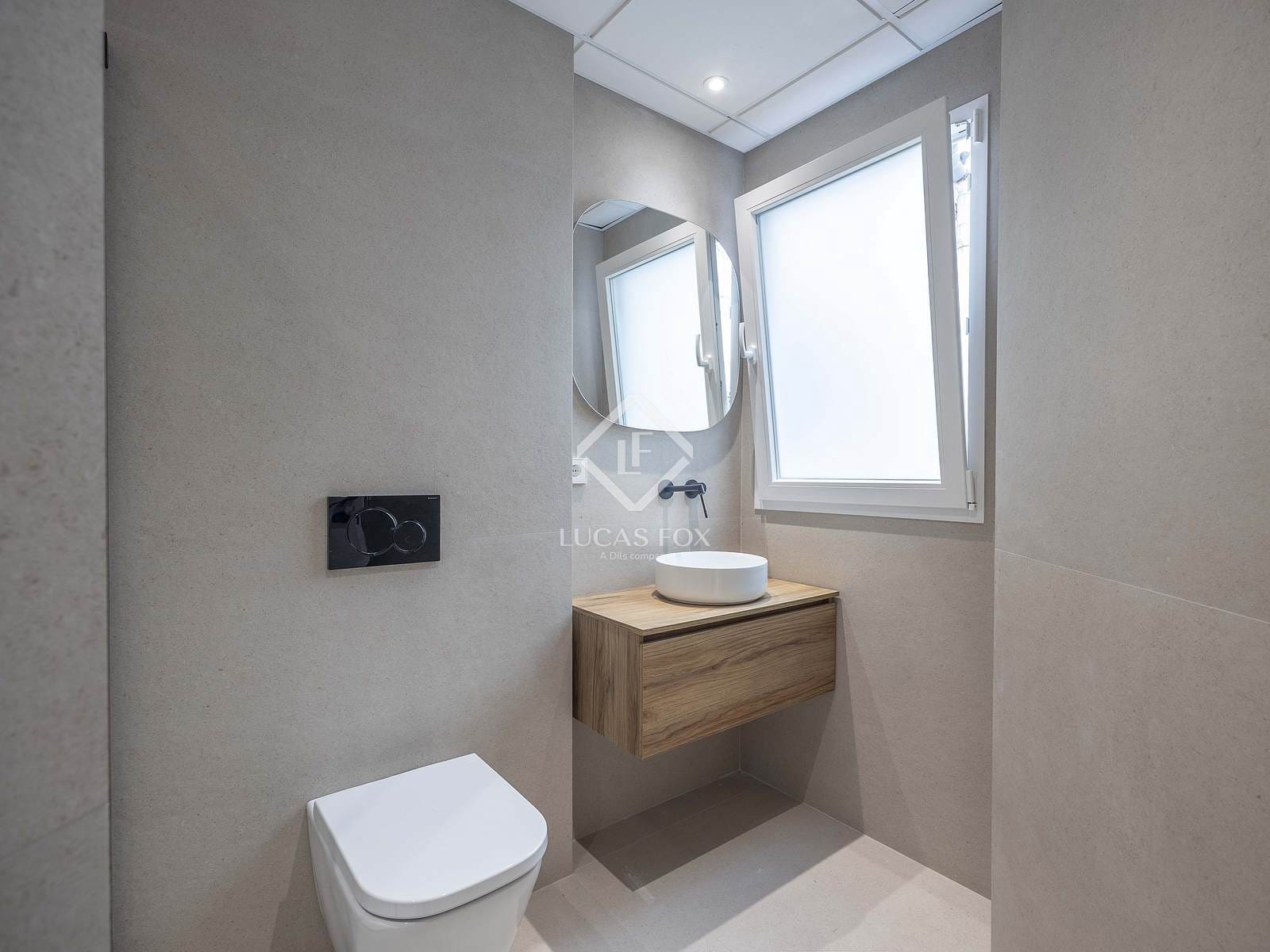 2 sypialnia Apartament do wynajęcia w Miasto Walencja - 2 200 € (Ref: 9372087)