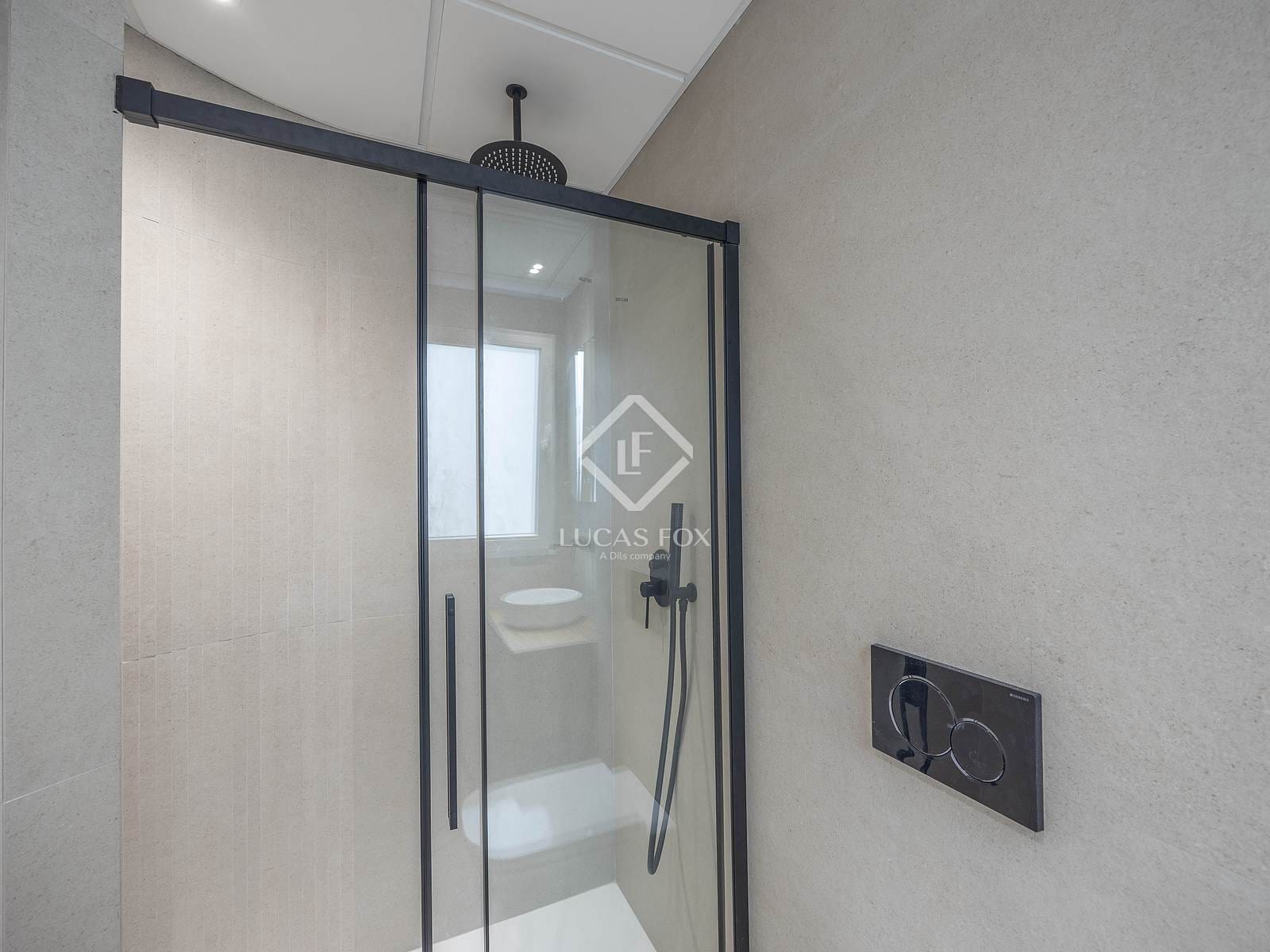 2 sypialnia Apartament do wynajęcia w Miasto Walencja - 2 200 € (Ref: 9372087)