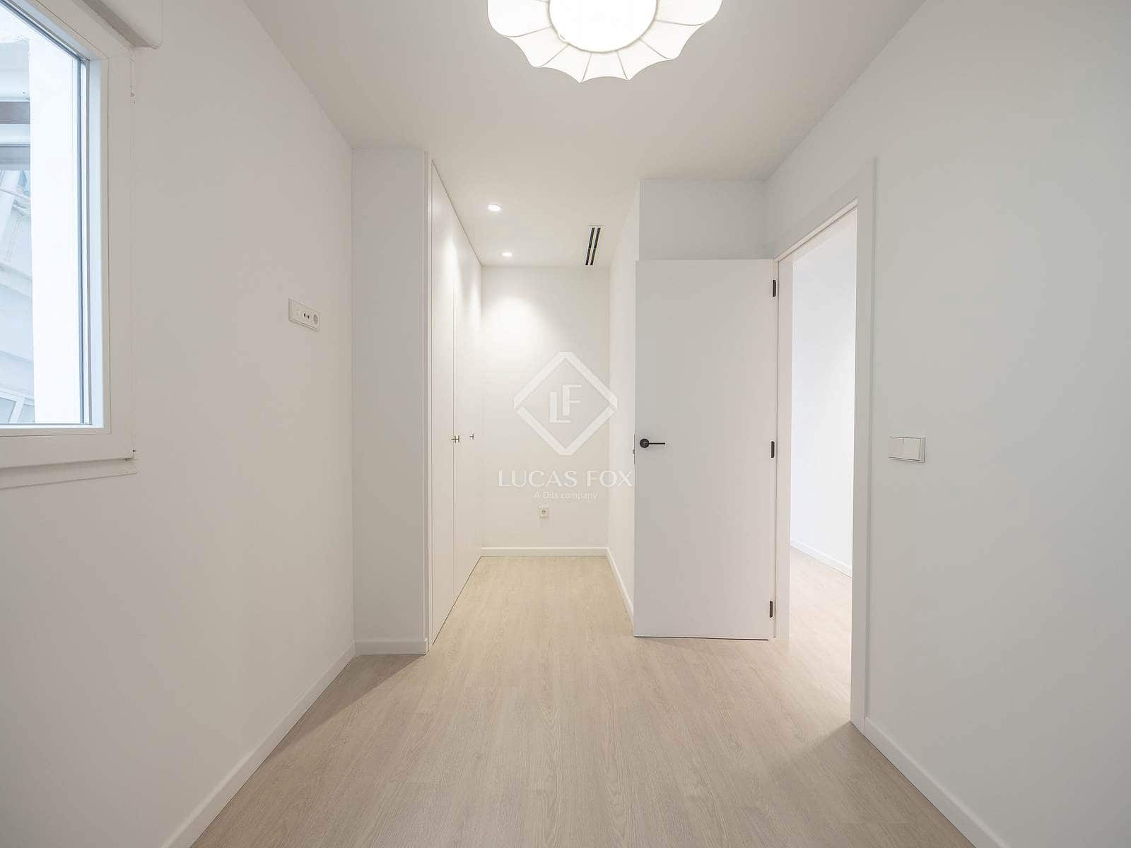 2 sypialnia Apartament do wynajęcia w Miasto Walencja - 2 200 € (Ref: 9372087)