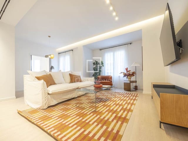 Appartement de 2 chambres à louer à Valence ville - 2 200 € (Ref: 9372087)