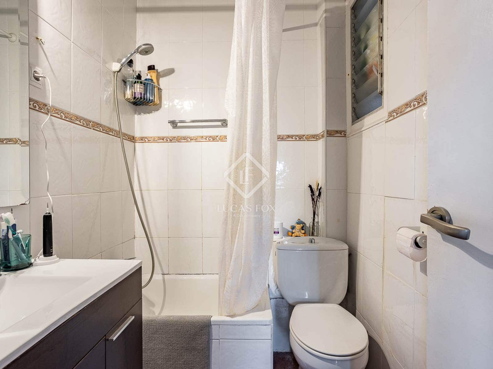 4 slaapkamer Appartement te koop in Barcelona stad - € 520.000 (Ref: 9372248)