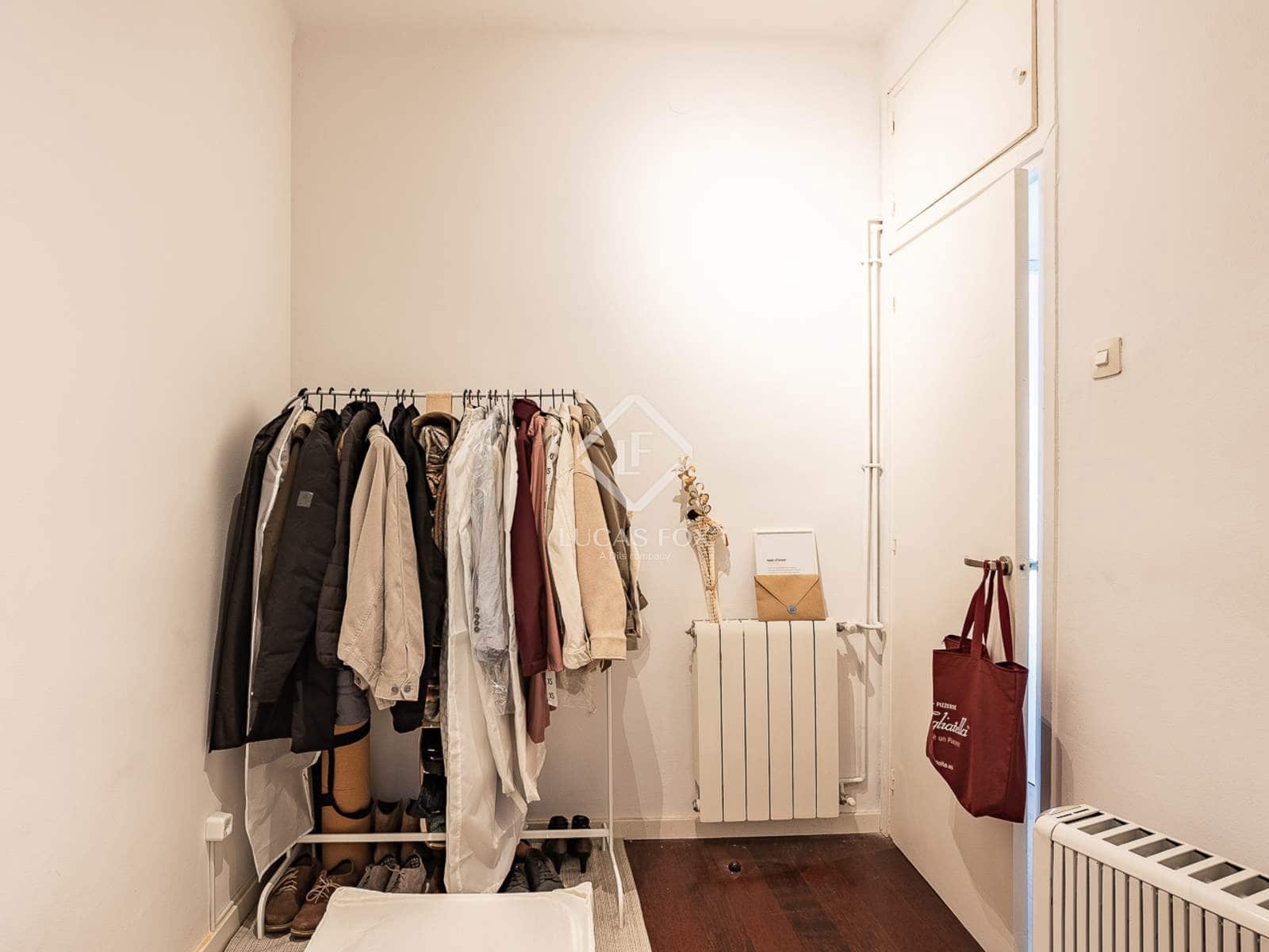 4 slaapkamer Appartement te koop in Barcelona stad - € 520.000 (Ref: 9372248)