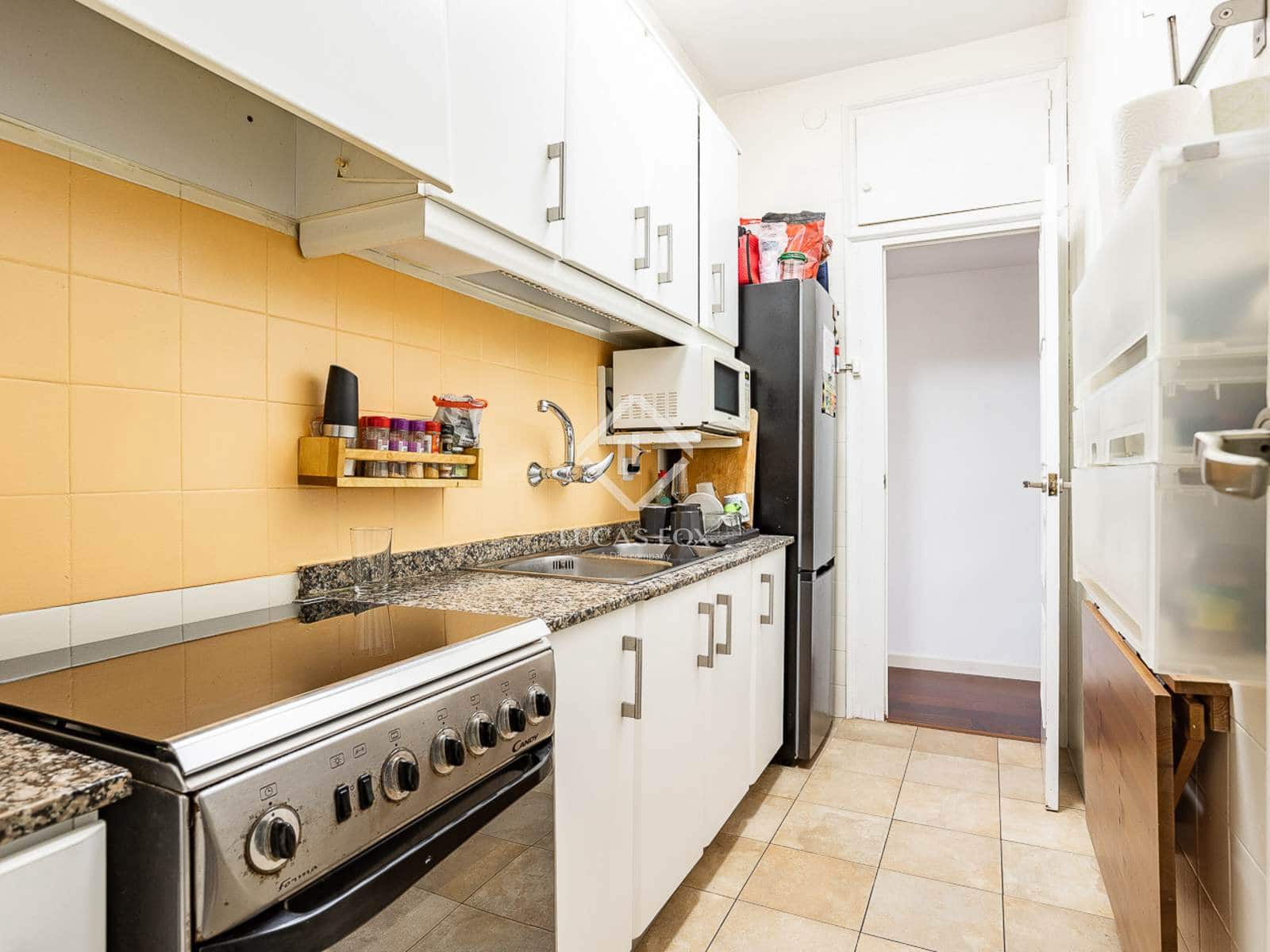 4 slaapkamer Appartement te koop in Barcelona stad - € 520.000 (Ref: 9372248)