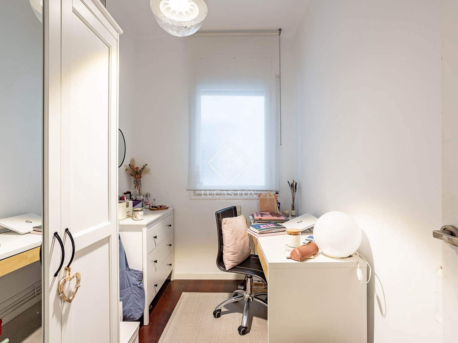 4 slaapkamer Appartement te koop in Barcelona stad - € 520.000 (Ref: 9372248)