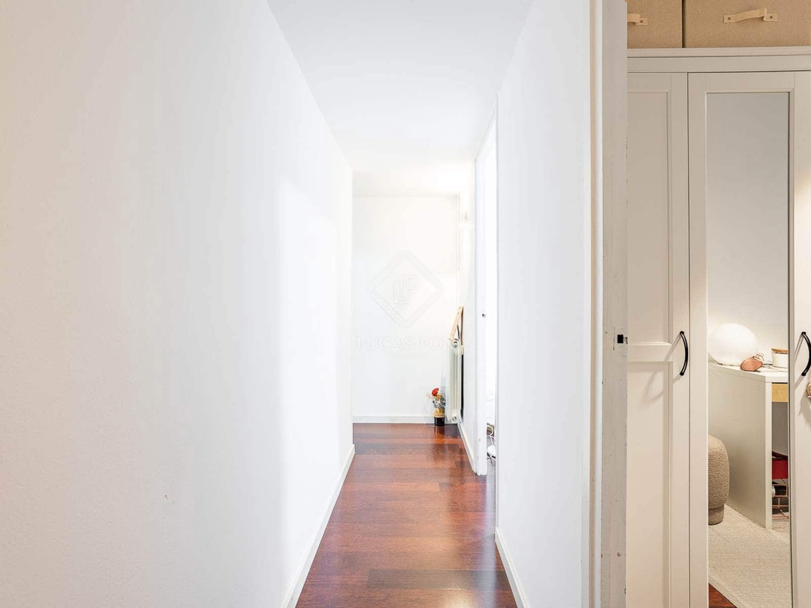 4 slaapkamer Appartement te koop in Barcelona stad - € 520.000 (Ref: 9372248)