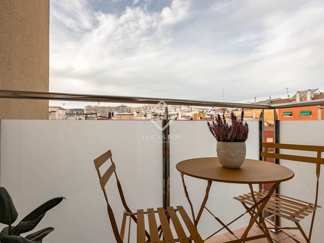 4 slaapkamer Appartement te koop in Barcelona stad - € 520.000 (Ref: 9372248)