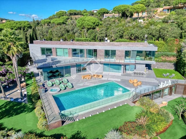 7 bedroom Villa for sale in Platja d'Aro, Castell-Platja d'Aro with pool garage - € 8,800,000 (Ref: 9372250)