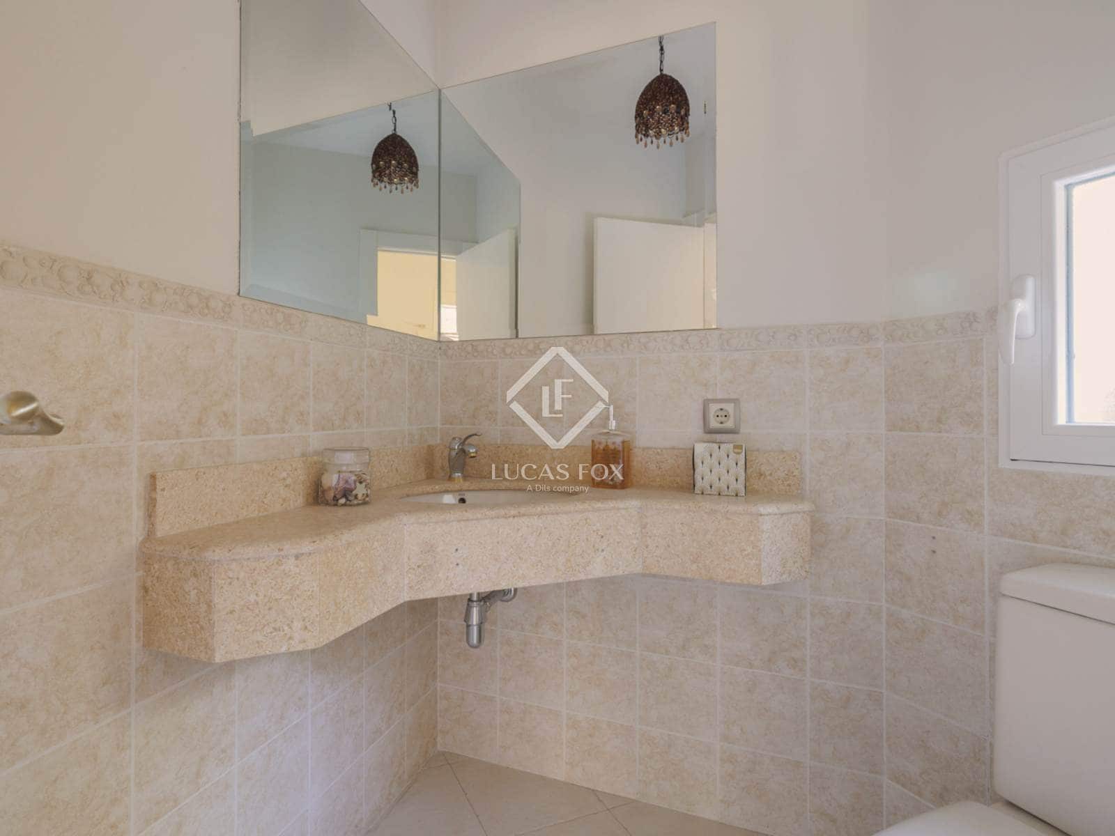 5 slaapkamer Villa te koop in Boadilla del Monte met zwembad garage - € 1.150.000 (Ref: 9372251)