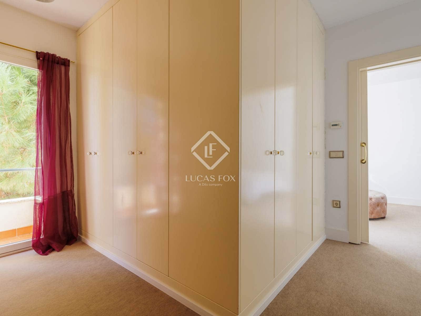 5 slaapkamer Villa te koop in Boadilla del Monte met zwembad garage - € 1.150.000 (Ref: 9372251)