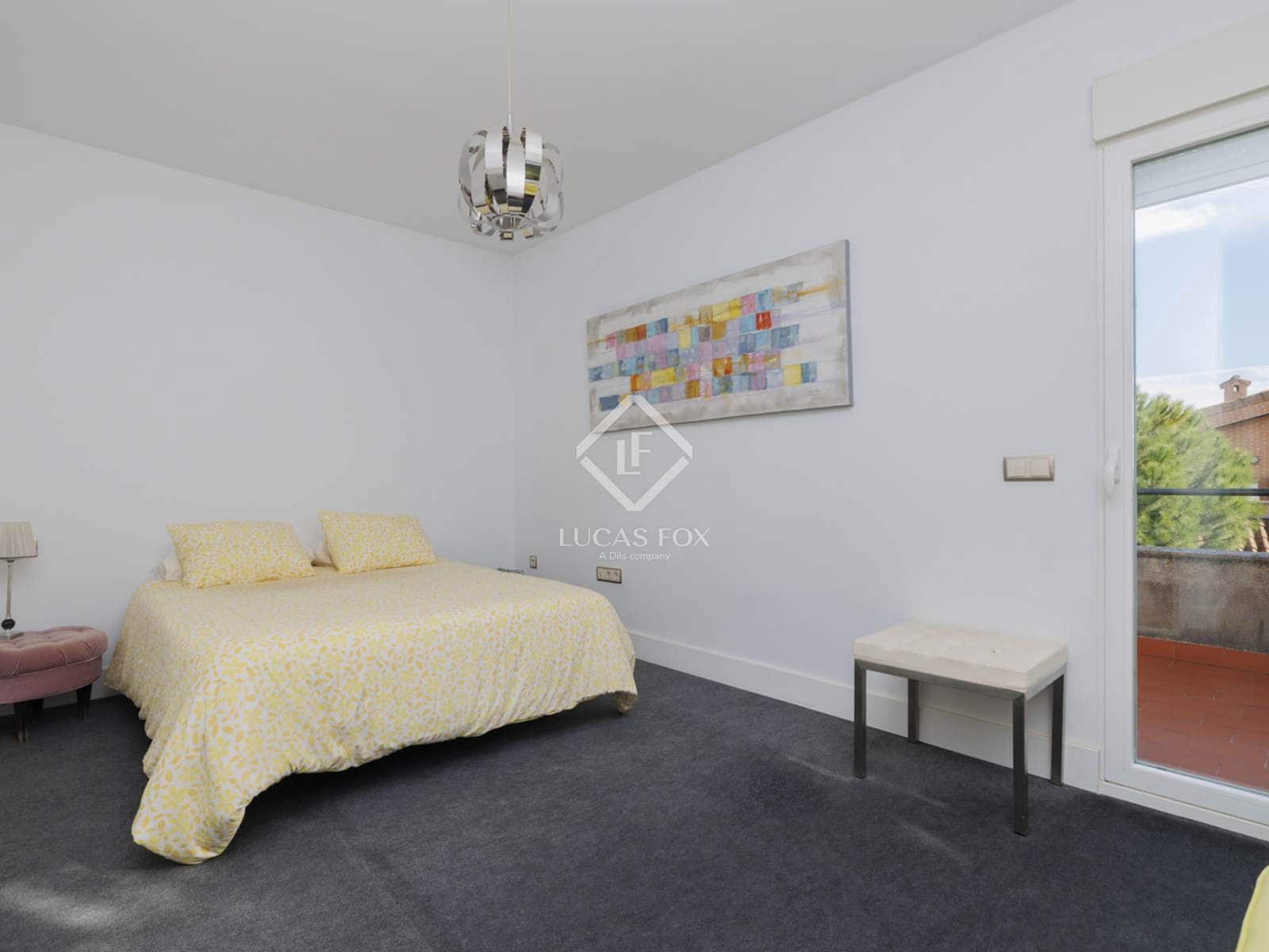 5 slaapkamer Villa te koop in Boadilla del Monte met zwembad garage - € 1.150.000 (Ref: 9372251)