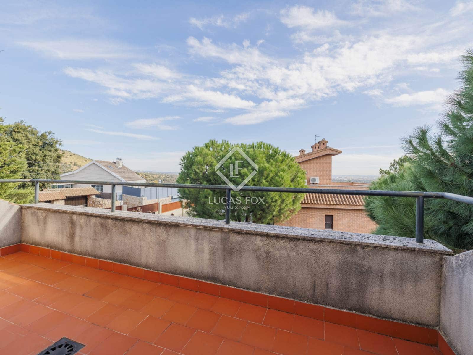 5 slaapkamer Villa te koop in Boadilla del Monte met zwembad garage - € 1.150.000 (Ref: 9372251)