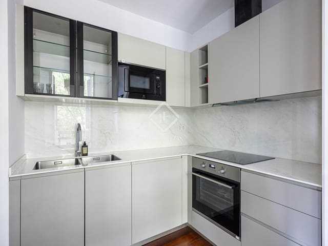 2 chambre Appartement à vendre à Barcelone ville - 775 000 € (Ref: 9373898)