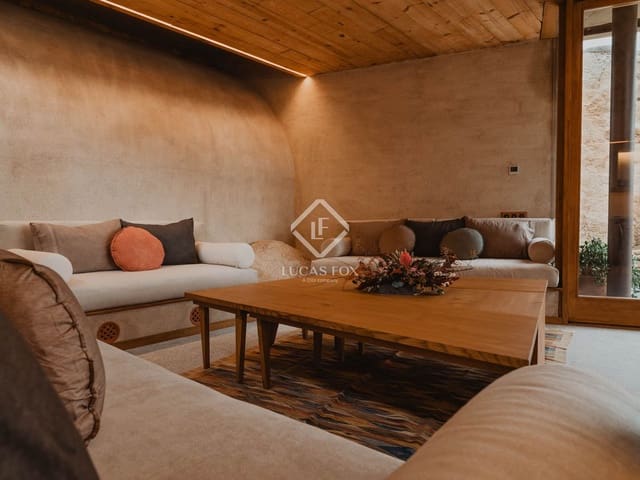 7 soverom Kommersiell til salgs i Capmany med svømmebasseng garasje - € 1 450 000 (Ref: 9373899)