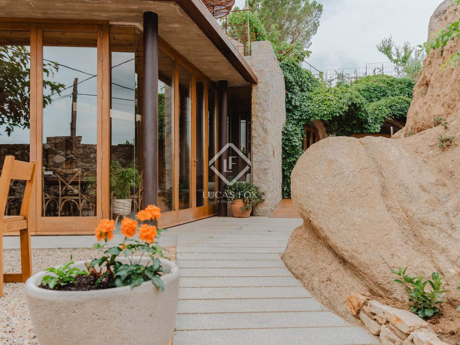 7 soveværelse Erhverv til salg i Capmany med swimmingpool garage - € 1.450.000 (Ref: 9373899)