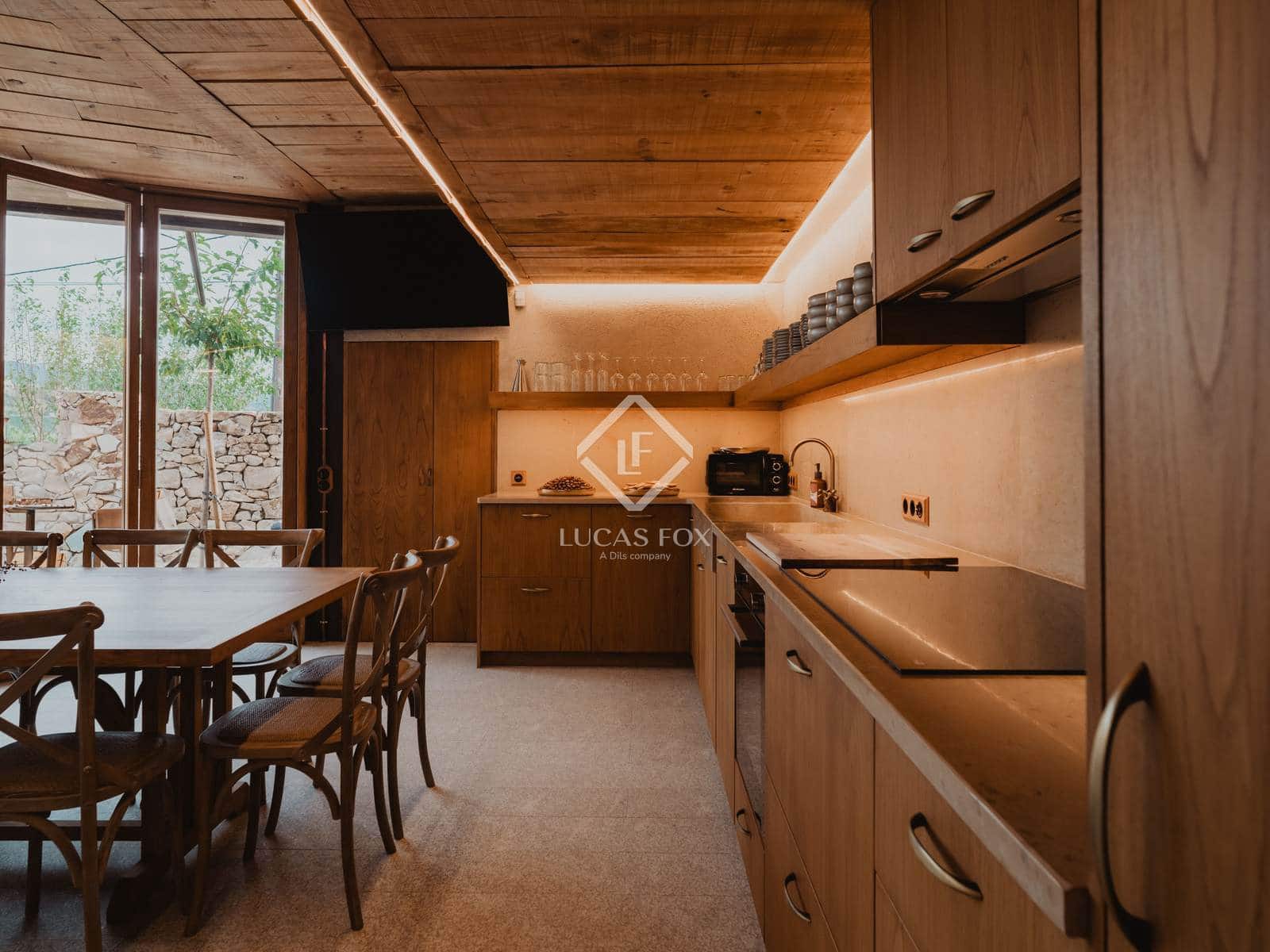 7 soveværelse Erhverv til salg i Capmany med swimmingpool garage - € 1.450.000 (Ref: 9373899)