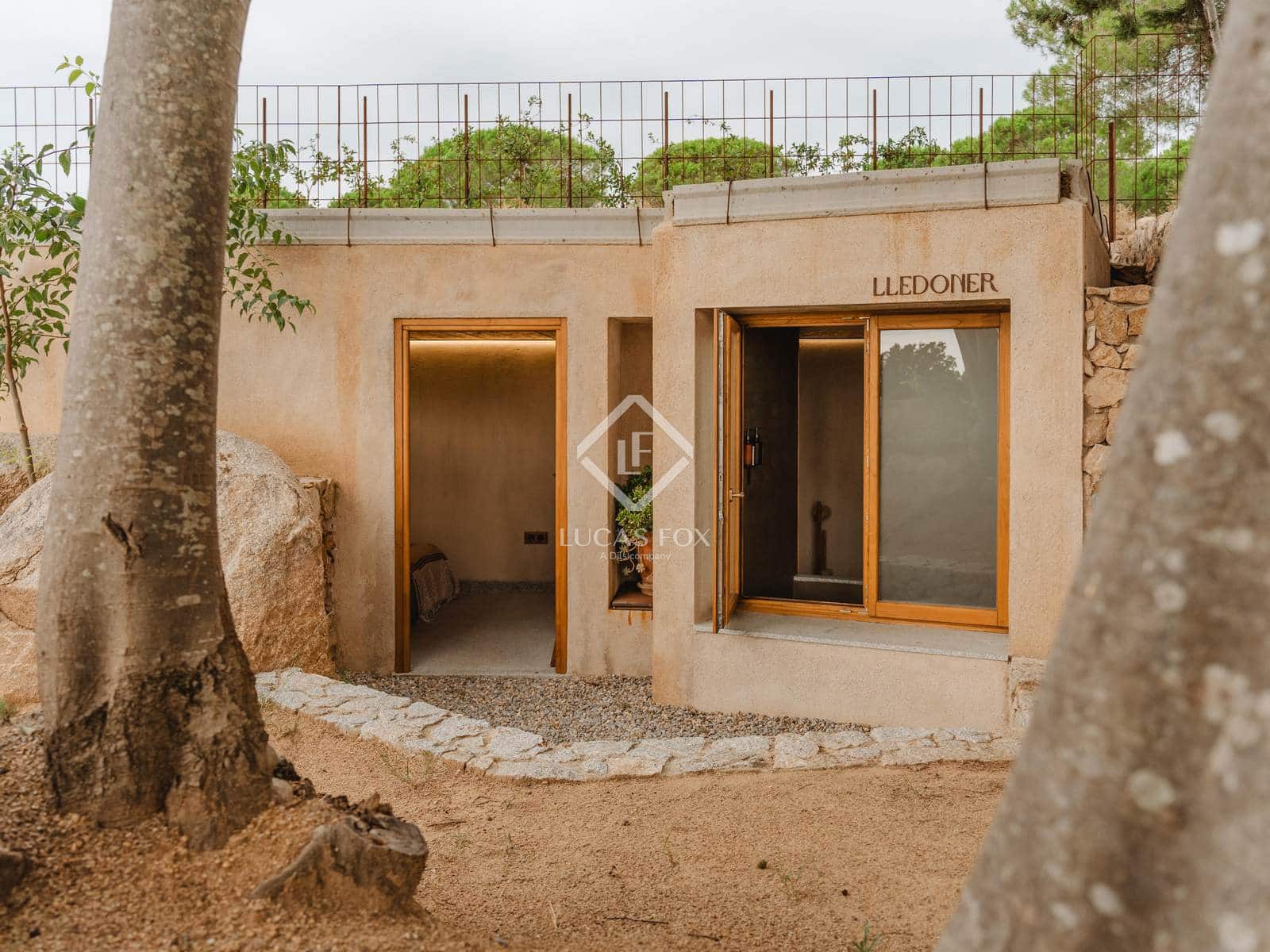 7 soveværelse Erhverv til salg i Capmany med swimmingpool garage - € 1.450.000 (Ref: 9373899)