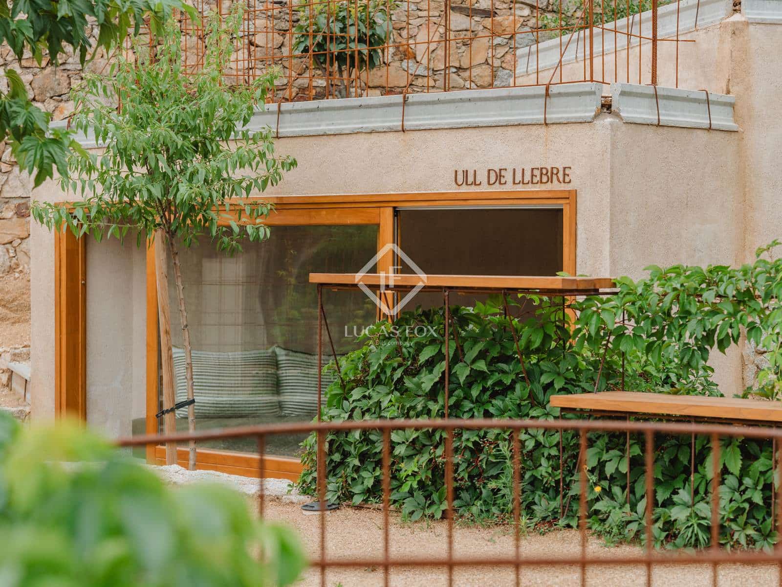 7 soveværelse Erhverv til salg i Capmany med swimmingpool garage - € 1.450.000 (Ref: 9373899)