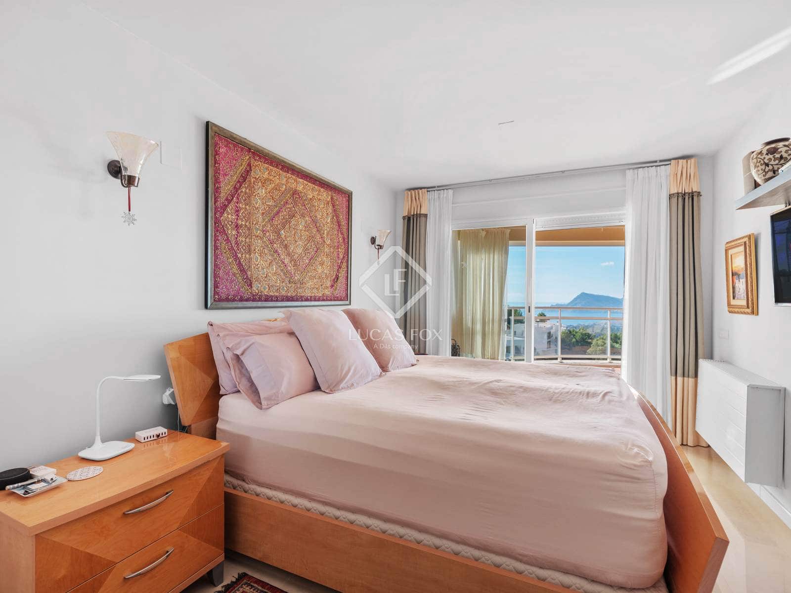 3 bedroom Villa for sale in Altea with pool garage - € 649,000 (Ref: 9374247)