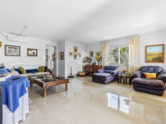 3 chambre Villa/Maison à vendre à Altea avec piscine garage - 649 000 € (Ref: 9374247)